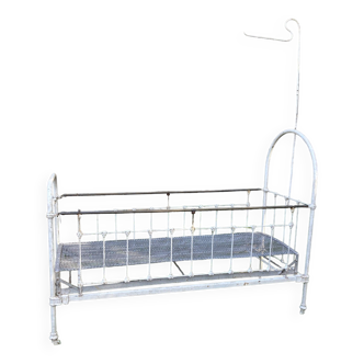 Iron bed for children