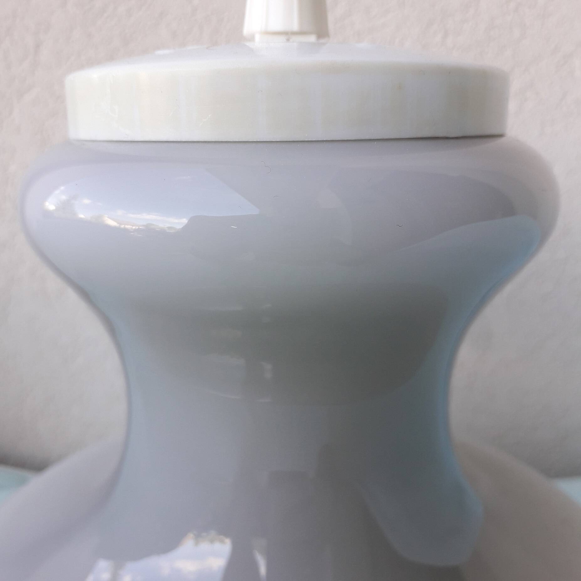 Suspension en opaline grise