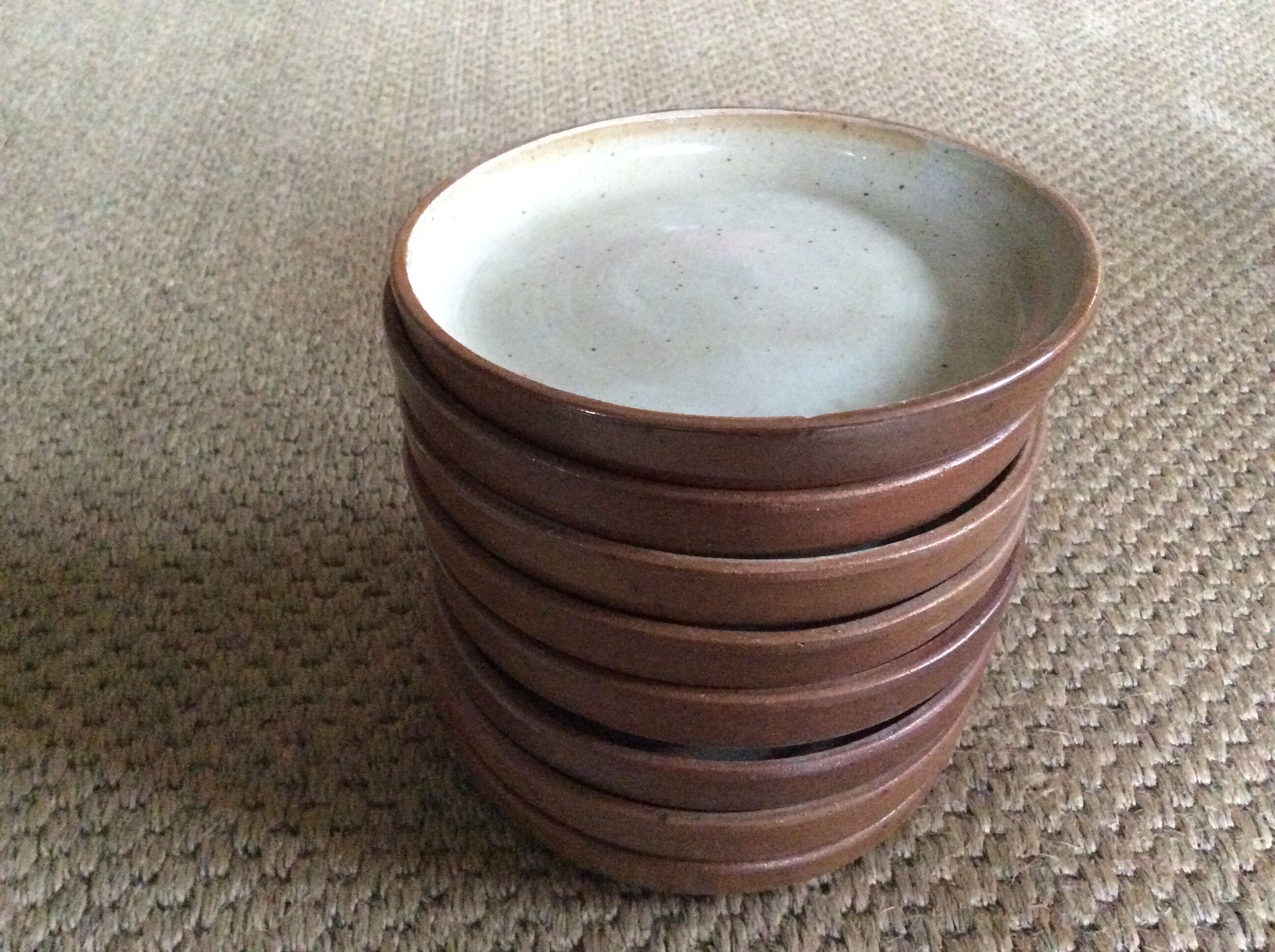 Series of 8 stoneware dessert plates