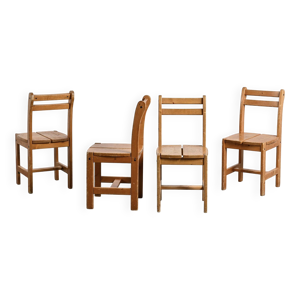 Suite de quatre chaises - travail