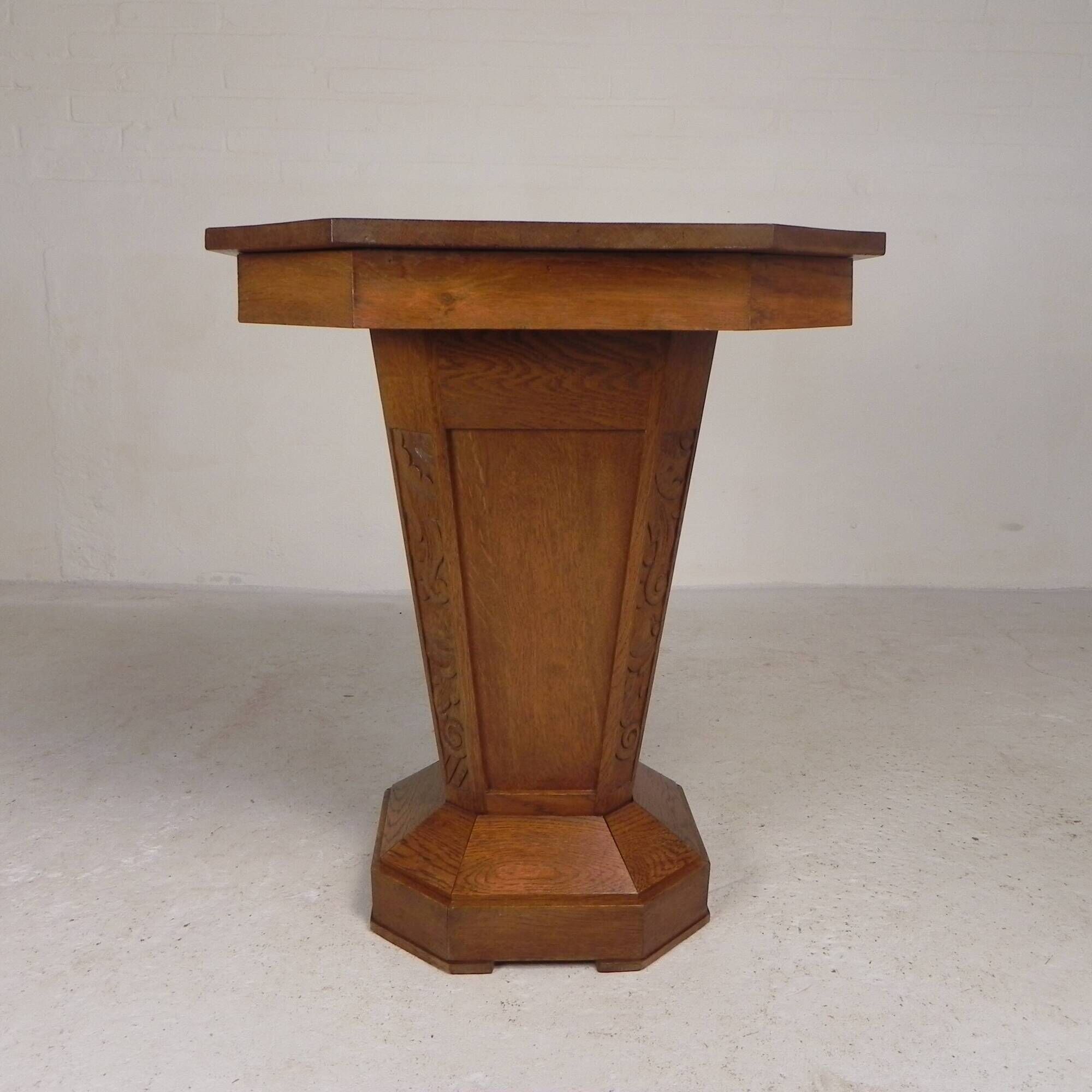 Table d'appoint octogonale Art Déco, chêne, années 1930