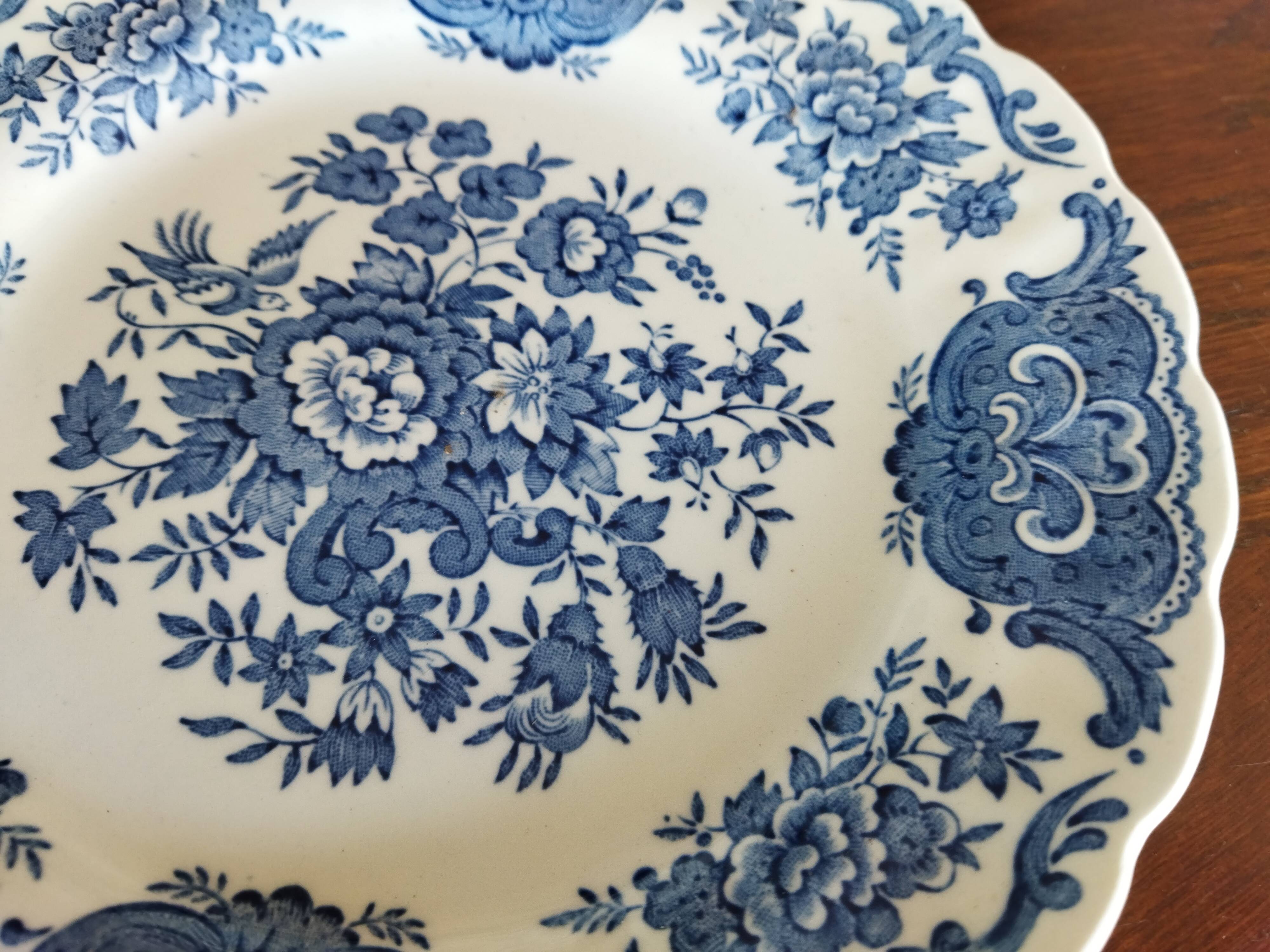 4 Ridgway "Windsor" English dessert plates