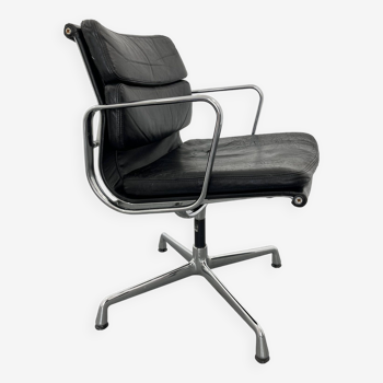 EA 208 Office Chair by Charles & Ray Eames for Vitra