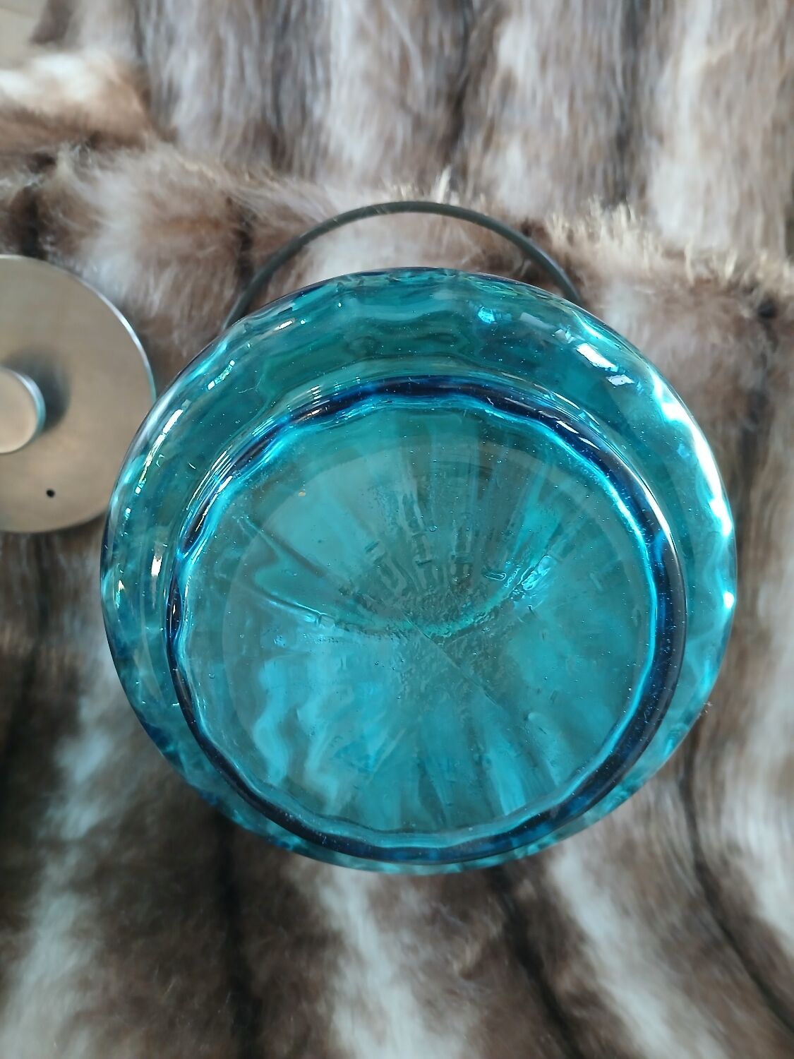 Bonbonnière en verre bleu