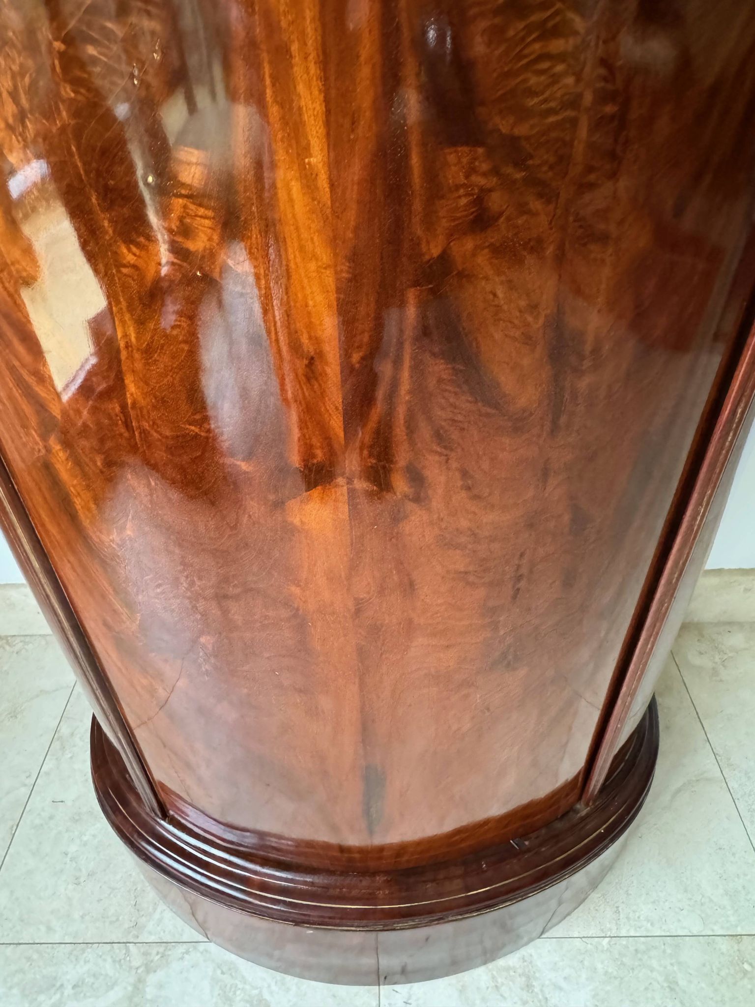 Somno “Column” or Cylindrical Cabinet, in flamed mahogany, Copenhagen, 1830-1840