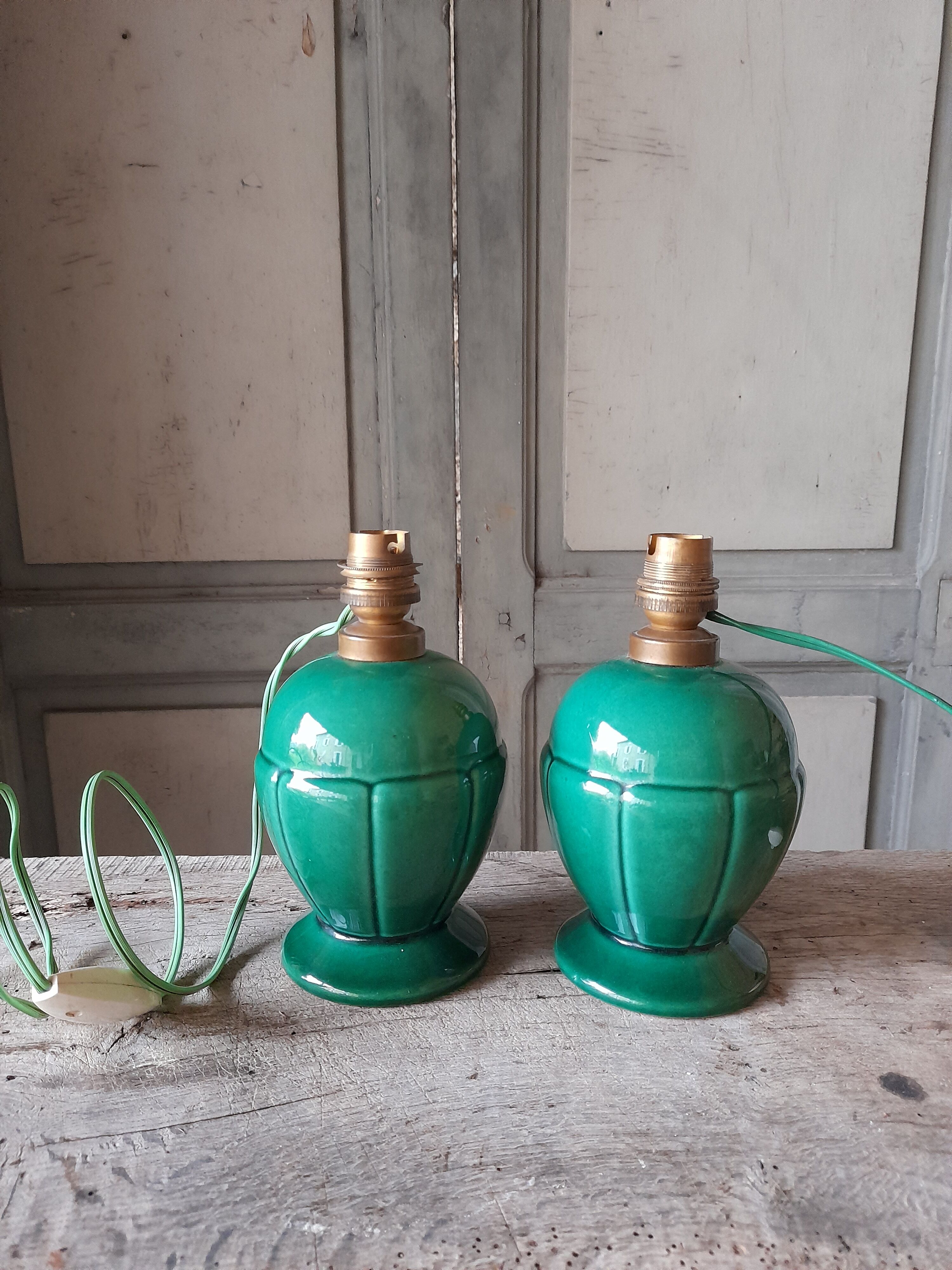 Pair of bedside lamp feet