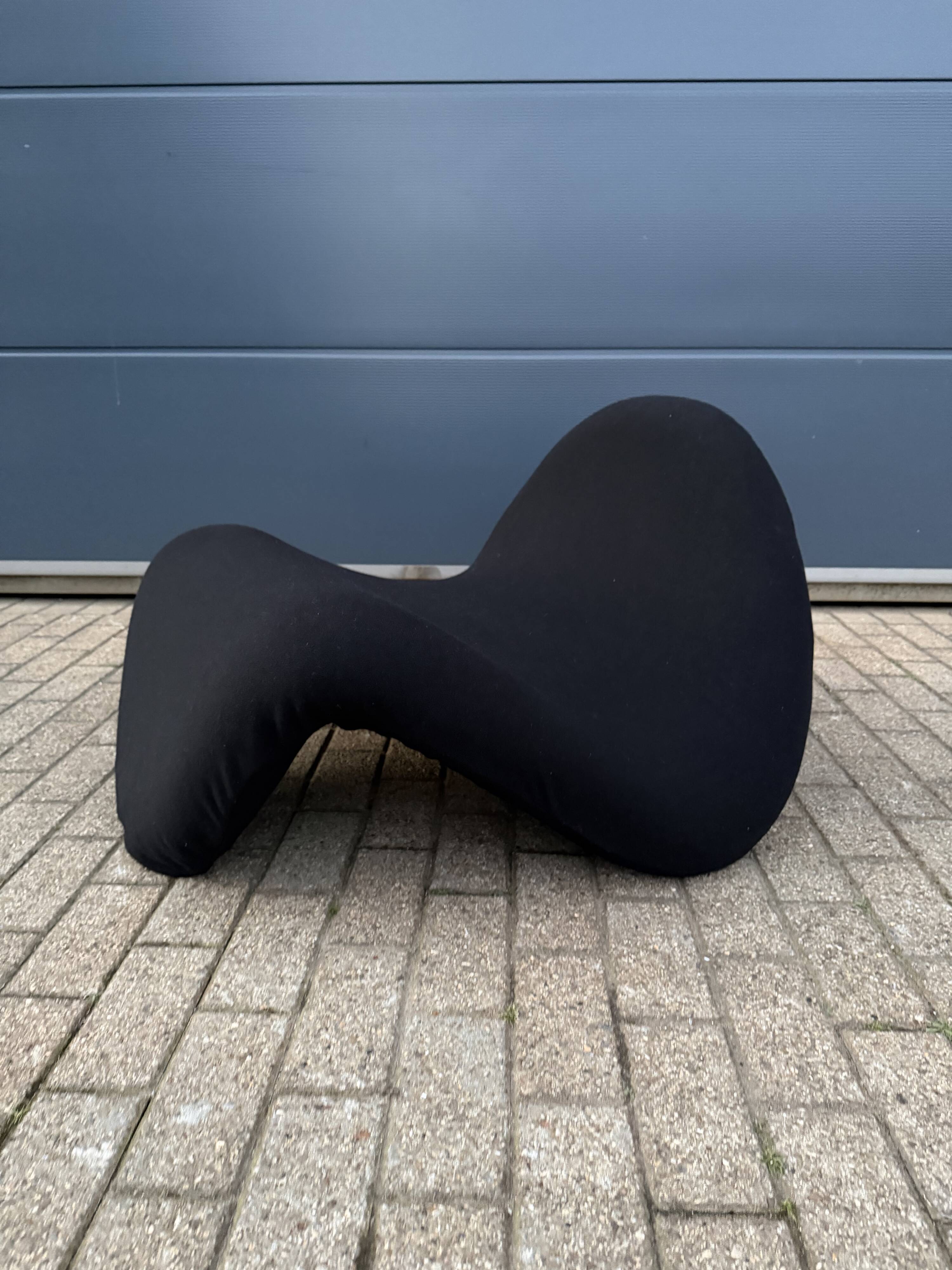 Tongue F577 de Pierre Paulin, Artifort