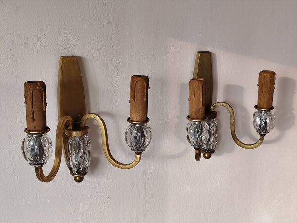 Paire d'anciennes appliques murales  avec 2 feux bronze doré  et verre