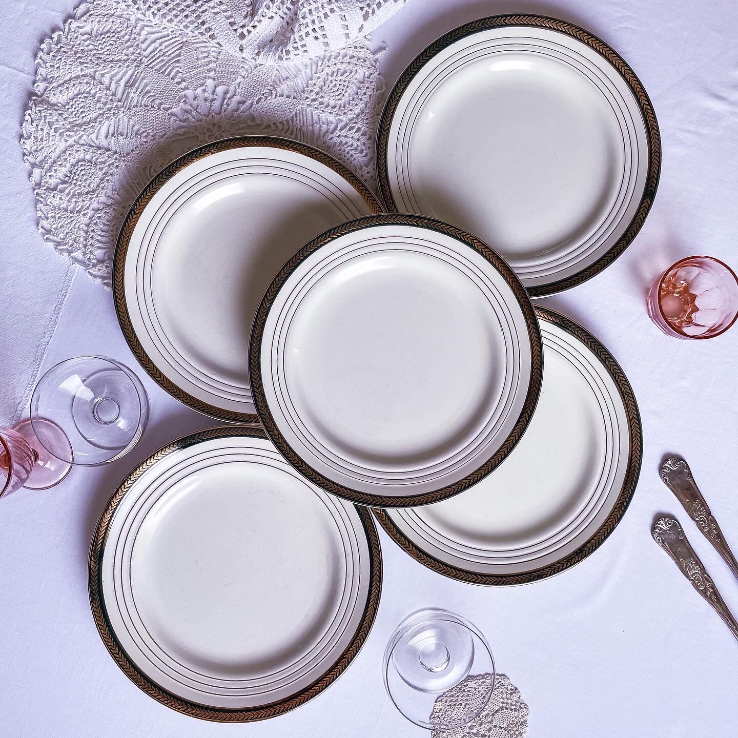 5 flat plates St-Amand