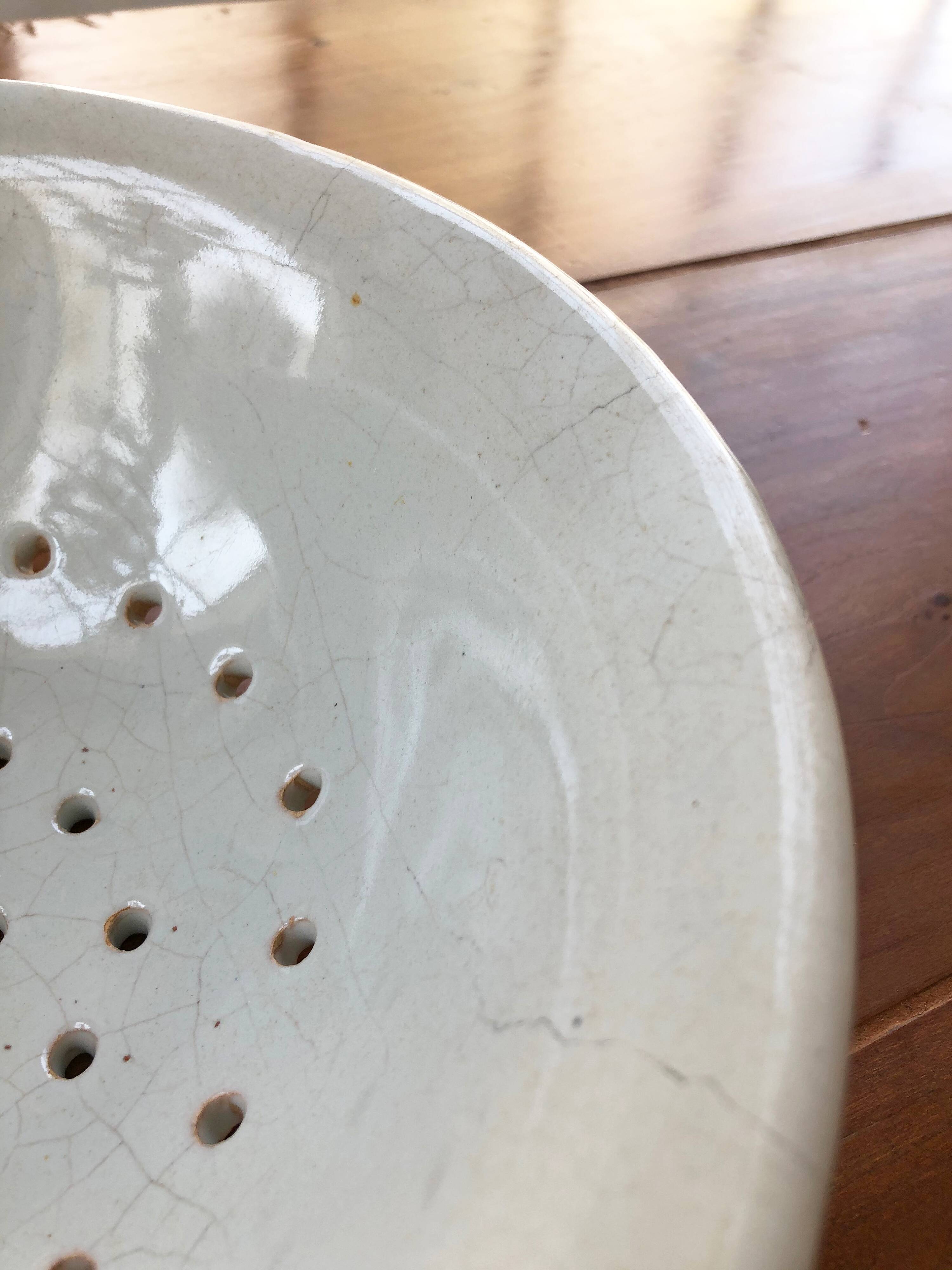 Fruit or vegetable drain dish