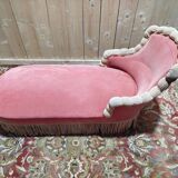 Napoleon III period pink velvet meridian.