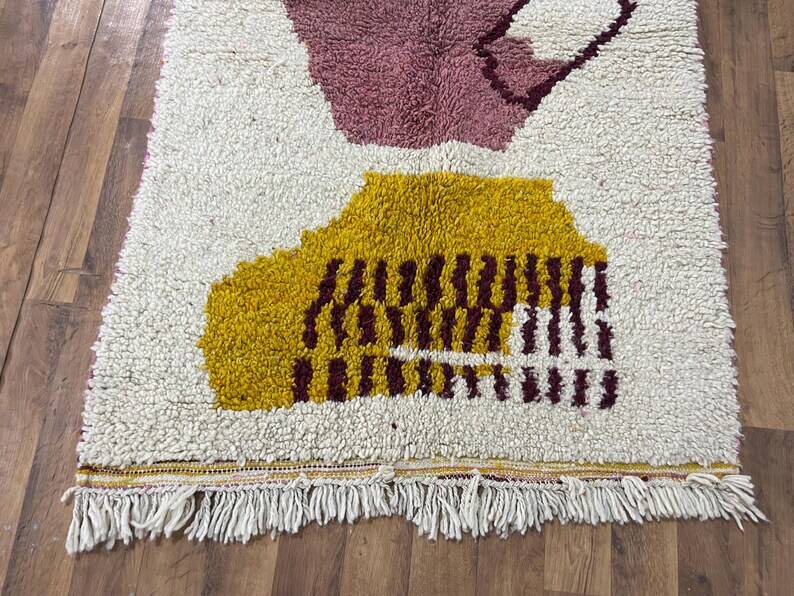 Handwoven wool Berber rug 150/250 cm