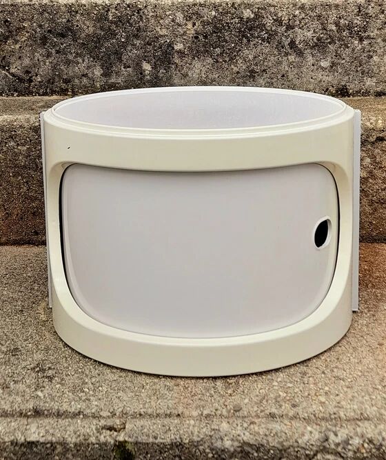 70s space age storage module