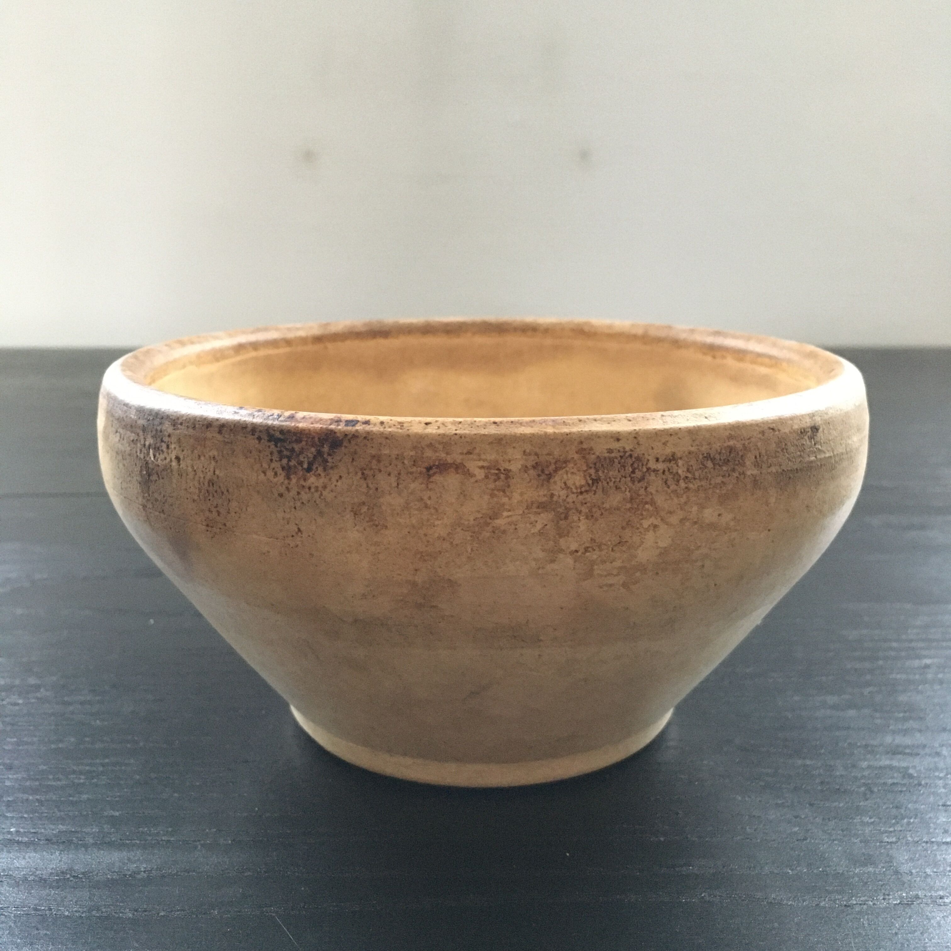 Old farmer salad bowl