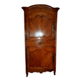 Buffet cabinet vendéen with caramel patina