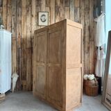 Small Parisian wardrobe