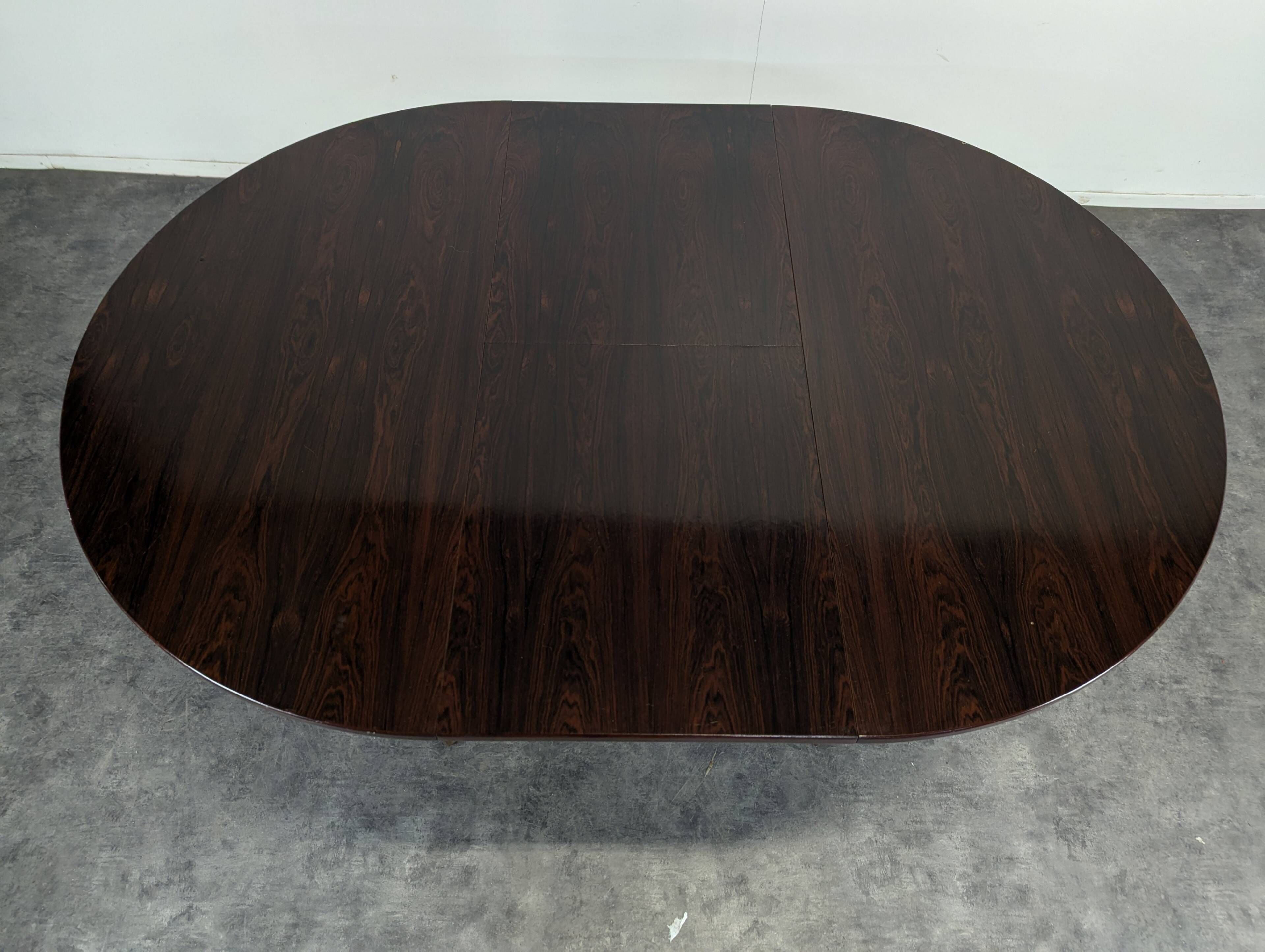 Table scandinave en palissandre avec allonge