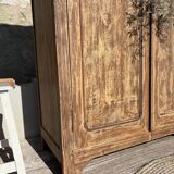 Armoire parisienne rénovée