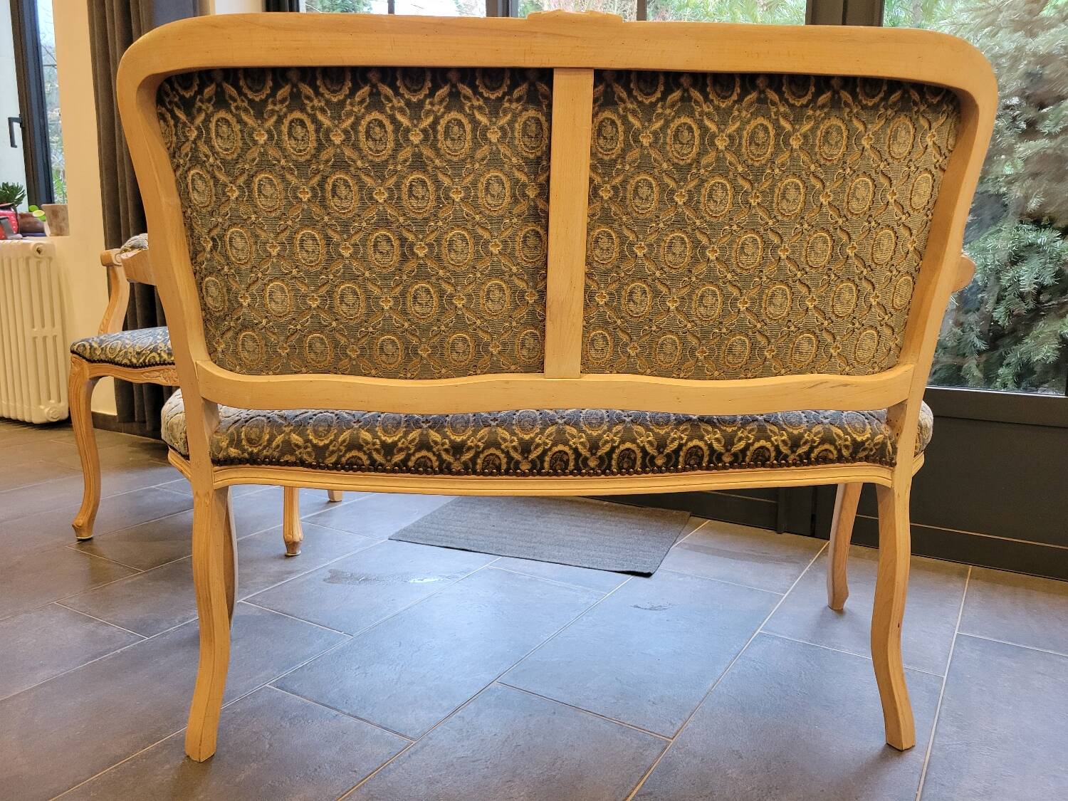 2 cabriolet armchairs and a Louis XV salon bench