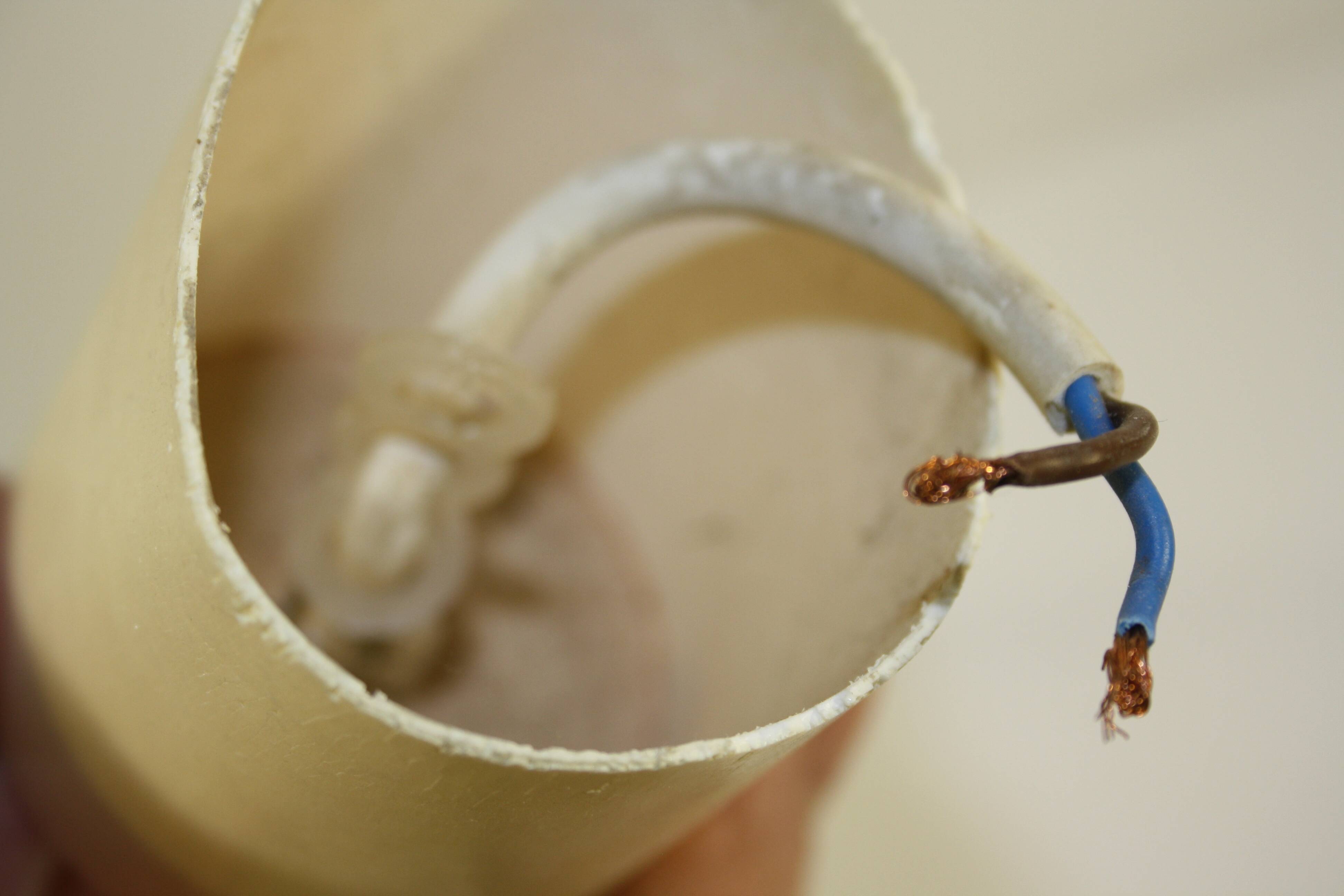 Pair of transparent portable lamps