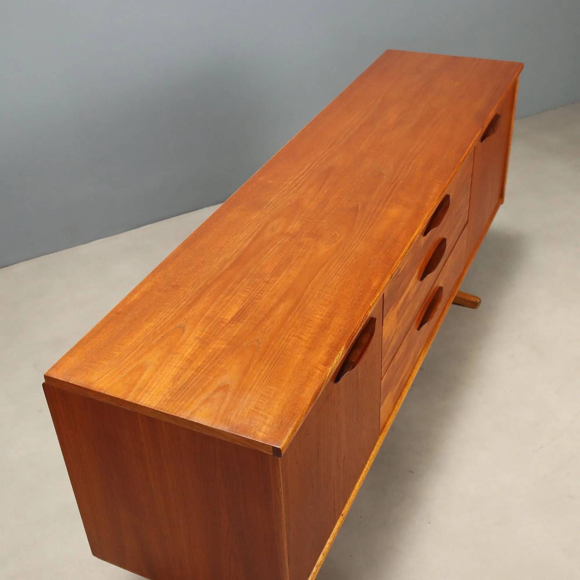 Vintage teak enfilade, UK, 1960s