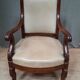 Fauteuil en acajou à crosse