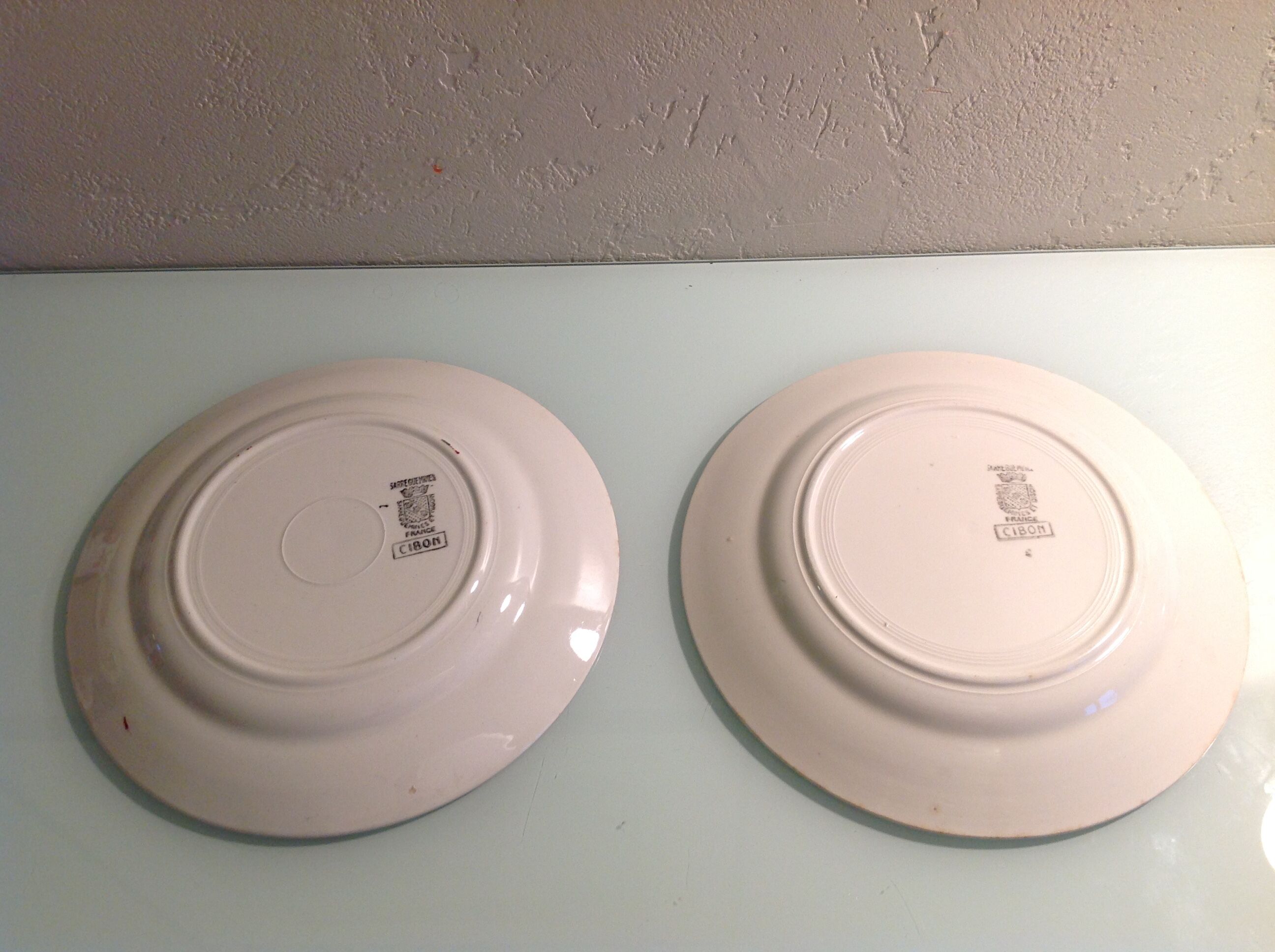 Two flat plates of sarreguemines cibon vintage 60s décor