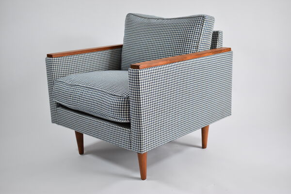 Fauteuil modèle Cube, rénové, design polonais original, 1970, pied de poule