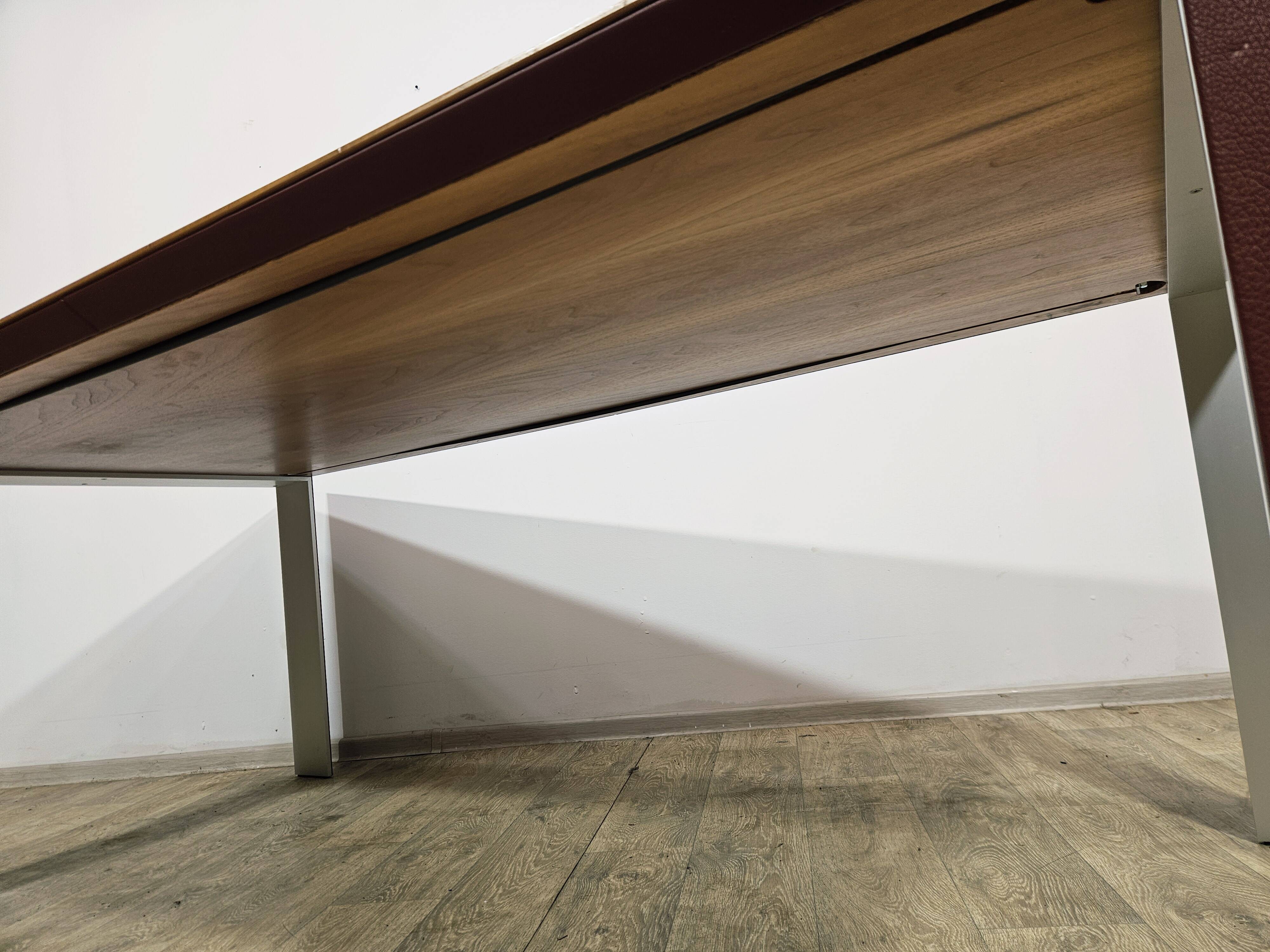 Designer dining table by Rolf Benz - luxury and modern form