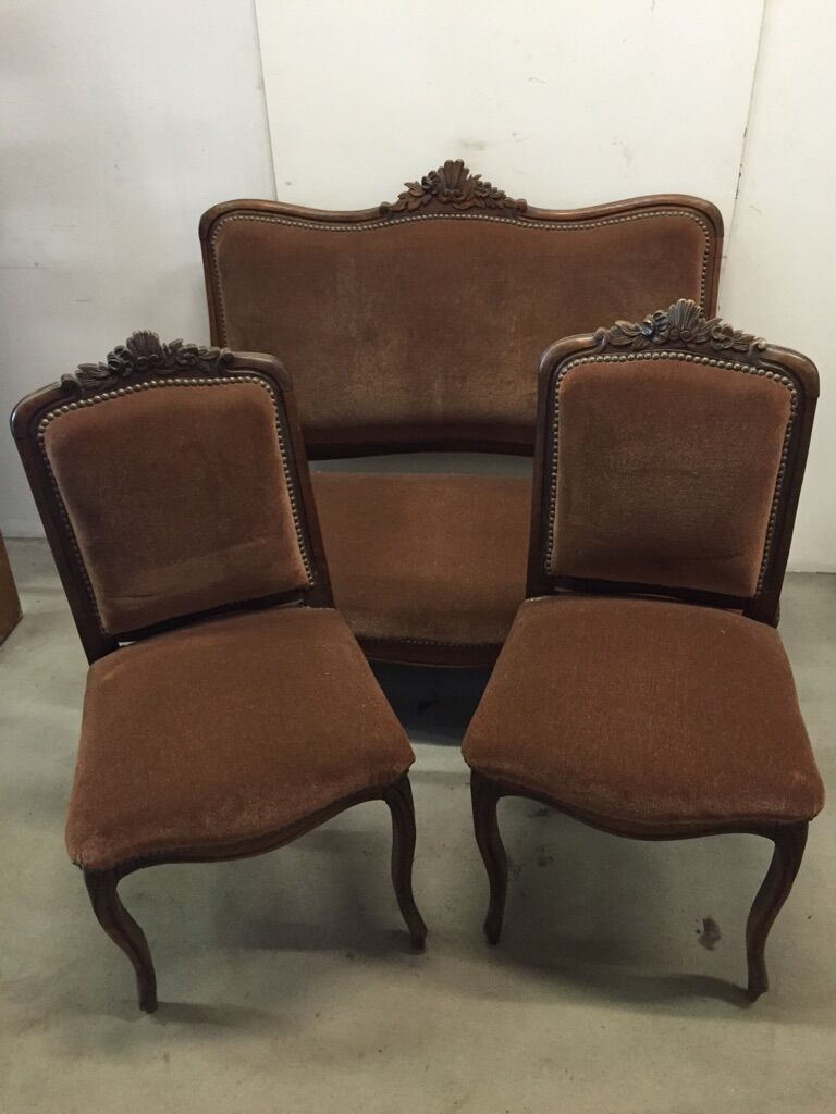 Living room wood and fabric 1930