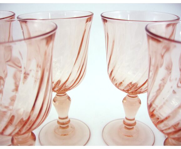 6 Stemmed Glasses In Powder Pink Twisted Glass Rosaline Luminarc Arcoroc France Vintage 80s Selency 6 Stemmed Glasses In Powder Pink Twisted Glass Rosaline Luminarc Arcoroc France Vintage 80s Selency