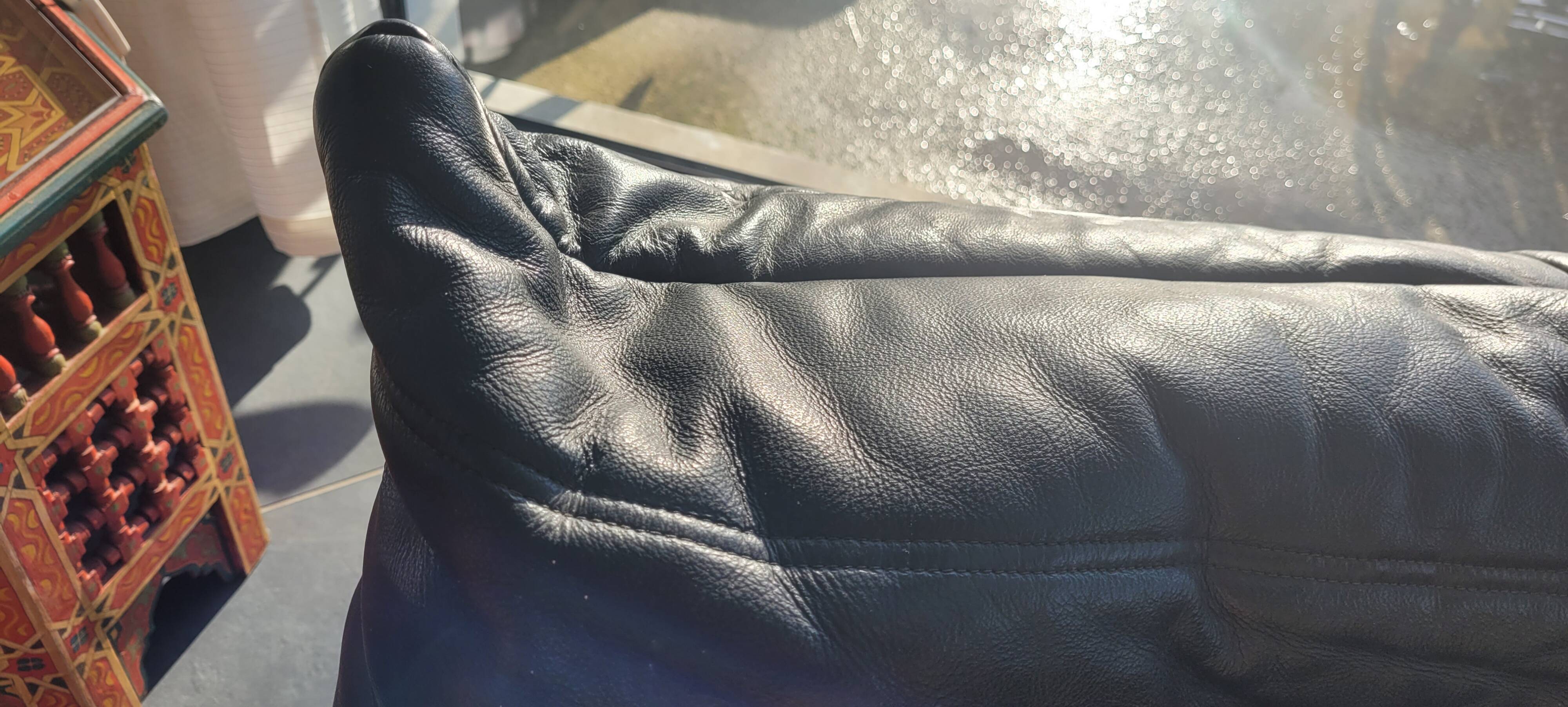 Corner sofa Togo black leather