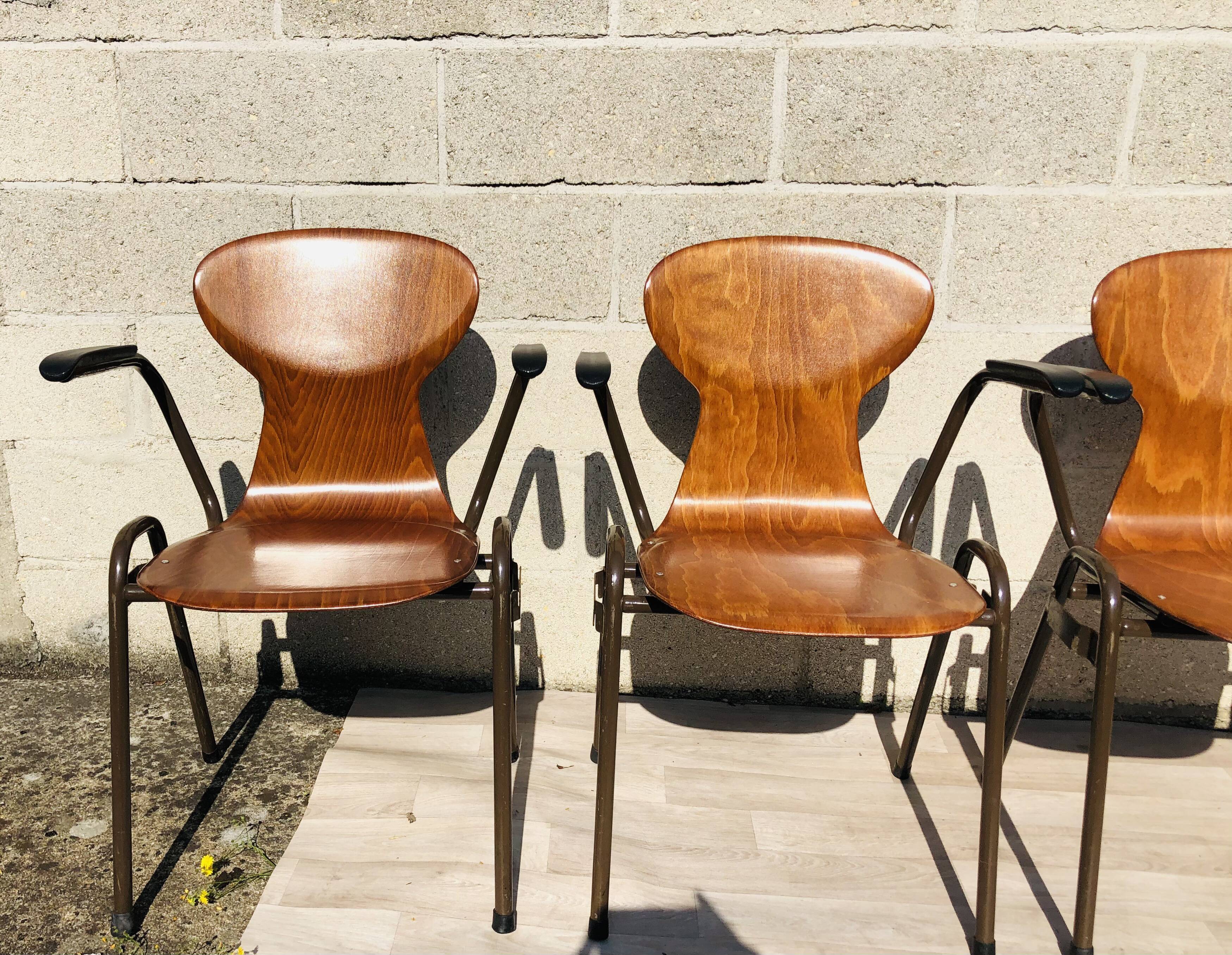 Lot de 4 Fauteuils/ Chaises Eromes Fourmi vintage