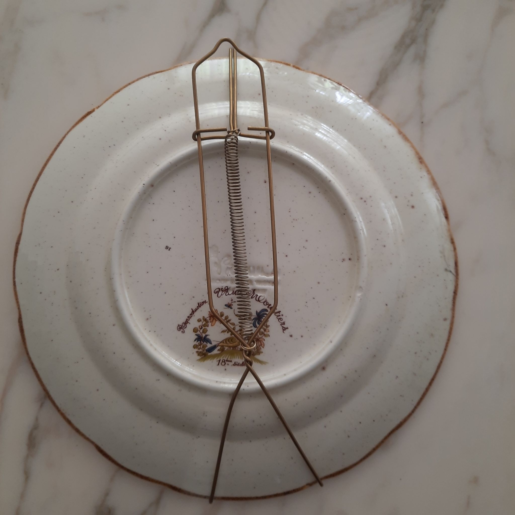 Decorative plate - Vieux Moustier
