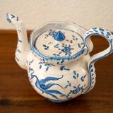 Very beautiful earthenware teapot from Martres-Tolosane with Moustiers decorations