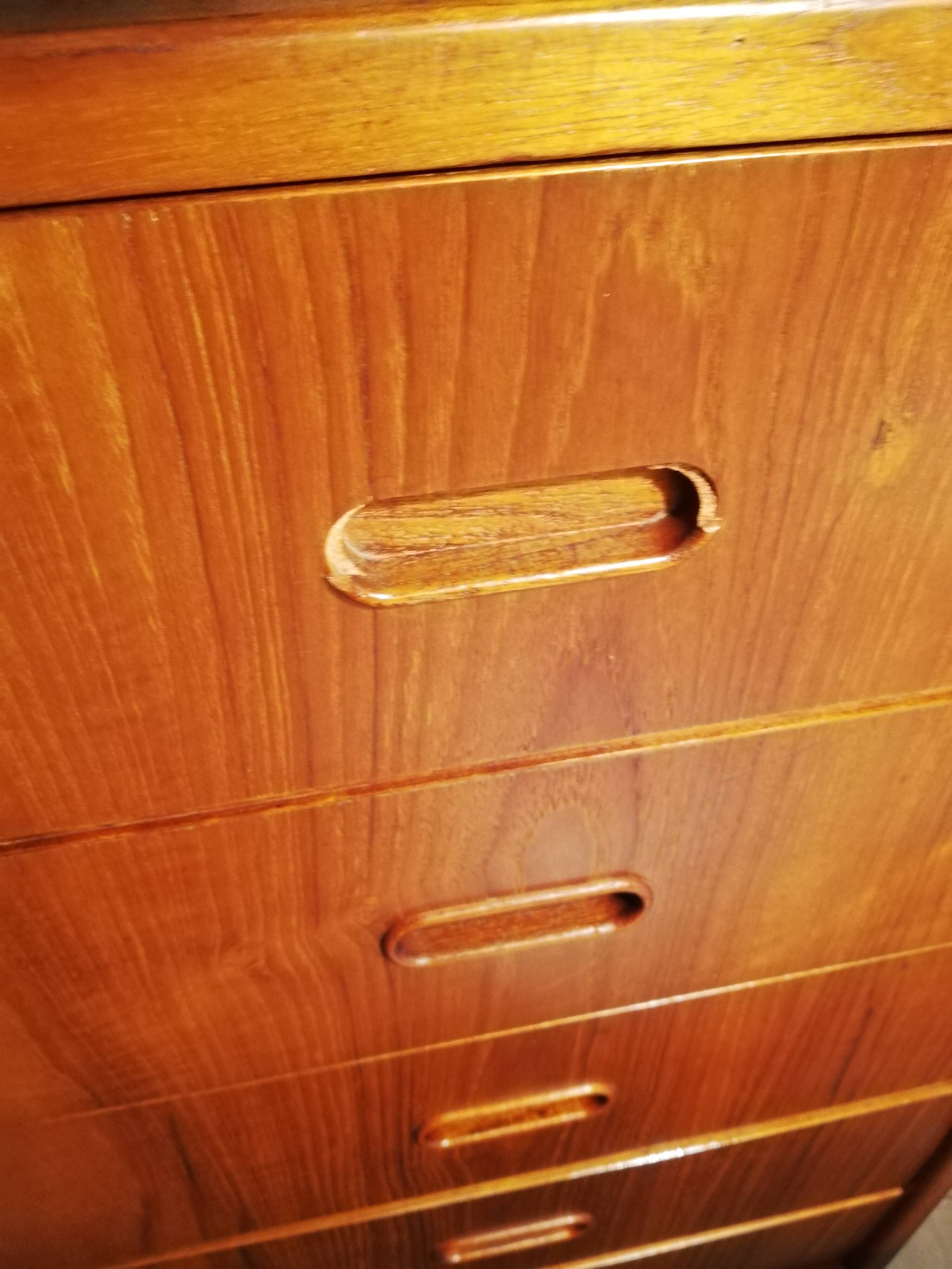 Chest with drawers and Scandinavian teak felling