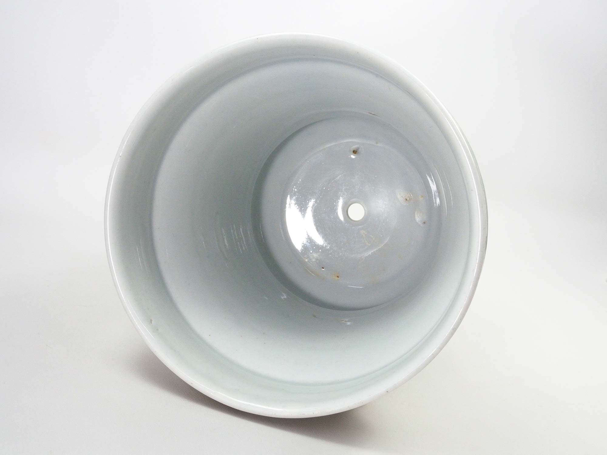 Antique Porcelain planter hand painted with mascarons with lion's head in relief-nineteenth century