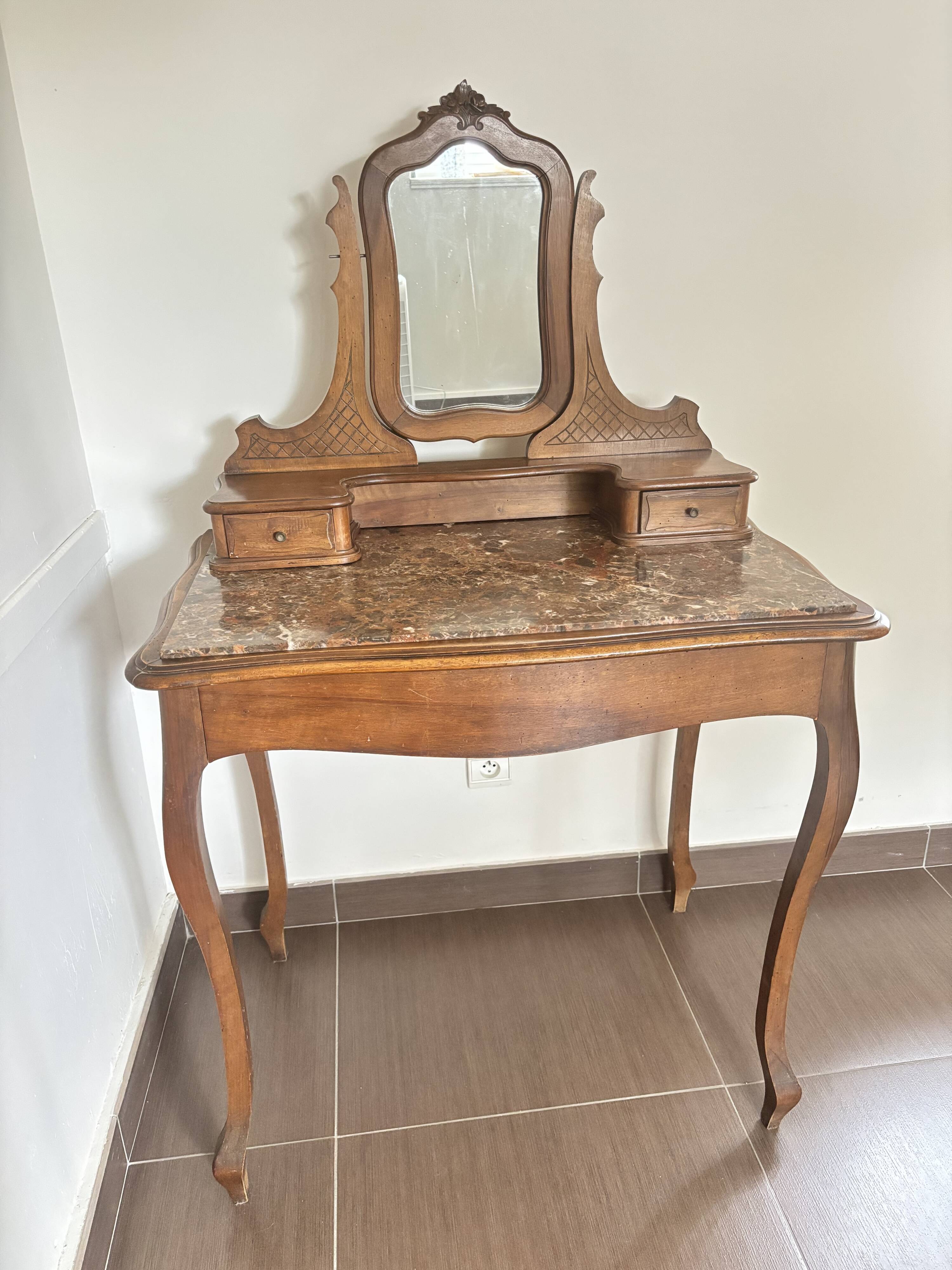 Belle Epoque dressing table