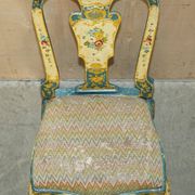 Paire de chaises Regency antiques et table assortie