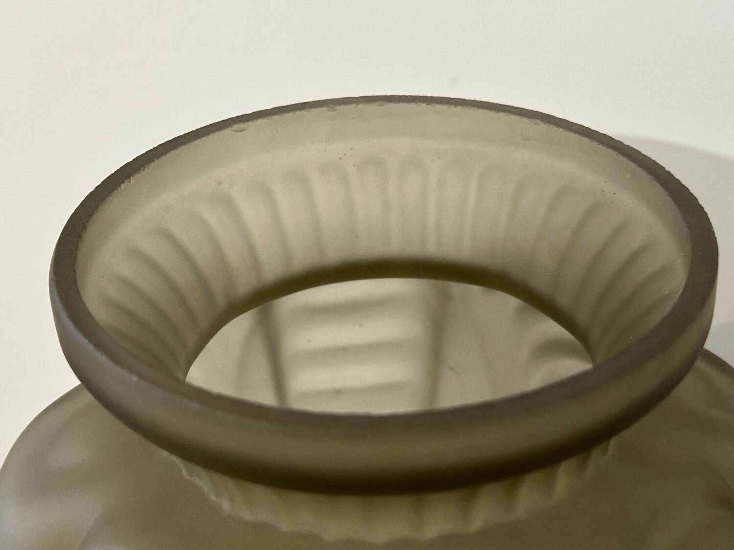 Art deco vase signed Espaivet France vintage