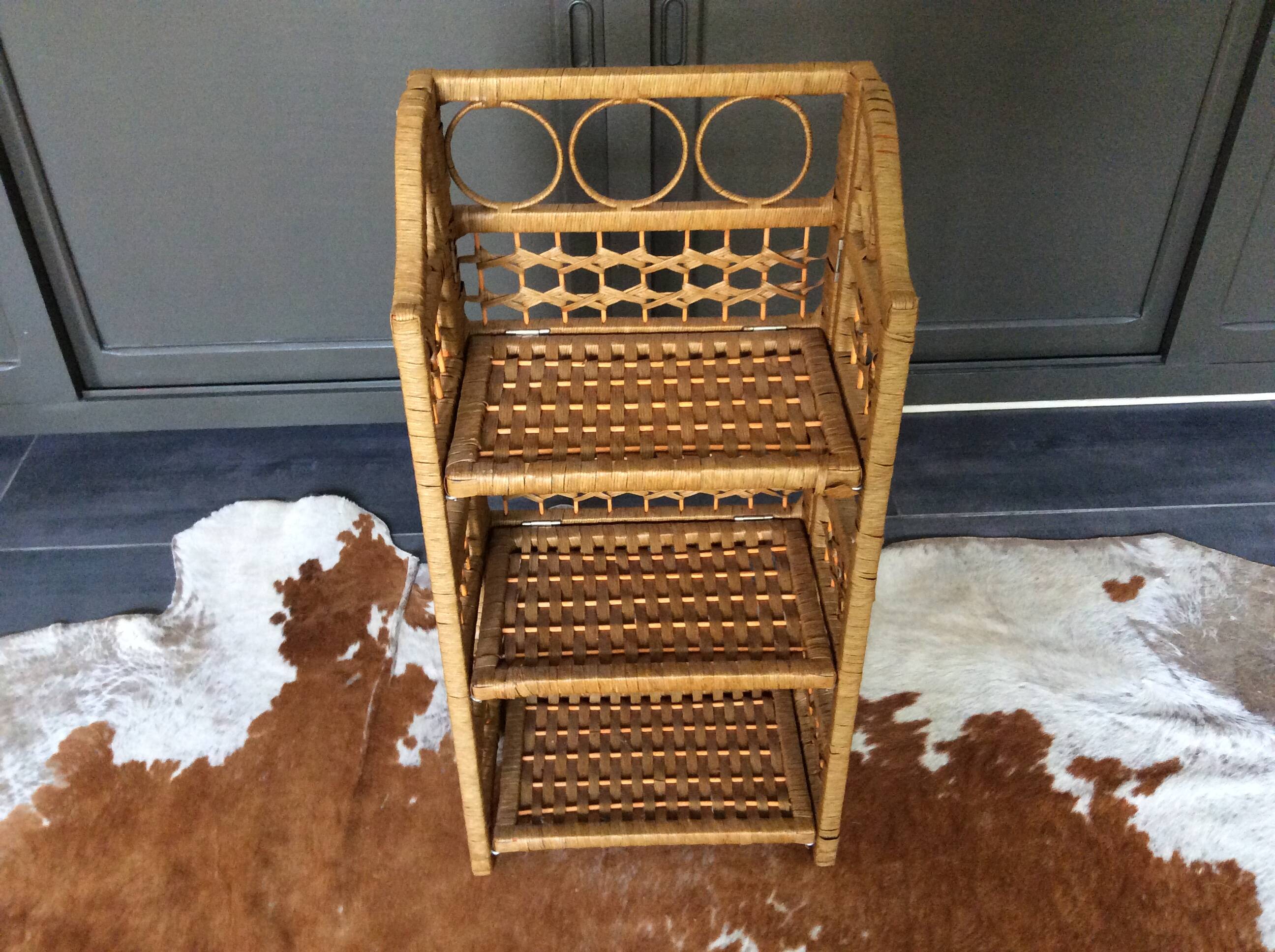 Étagère pliante en osier