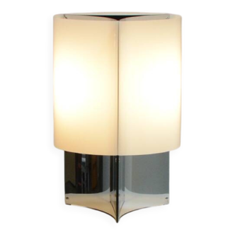 Model 526/p table lamp by Massimo Vignelli for Arteluce, 1960s Italy.