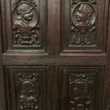 Meuble de rangement a trois portes de style Renaissance XX siècle