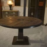 Industrial lathe table