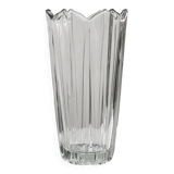 Crystal vase large flower petals.