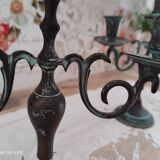 Set of 2 candlesticks 3 bobèches in patinated brass vert-de-gris