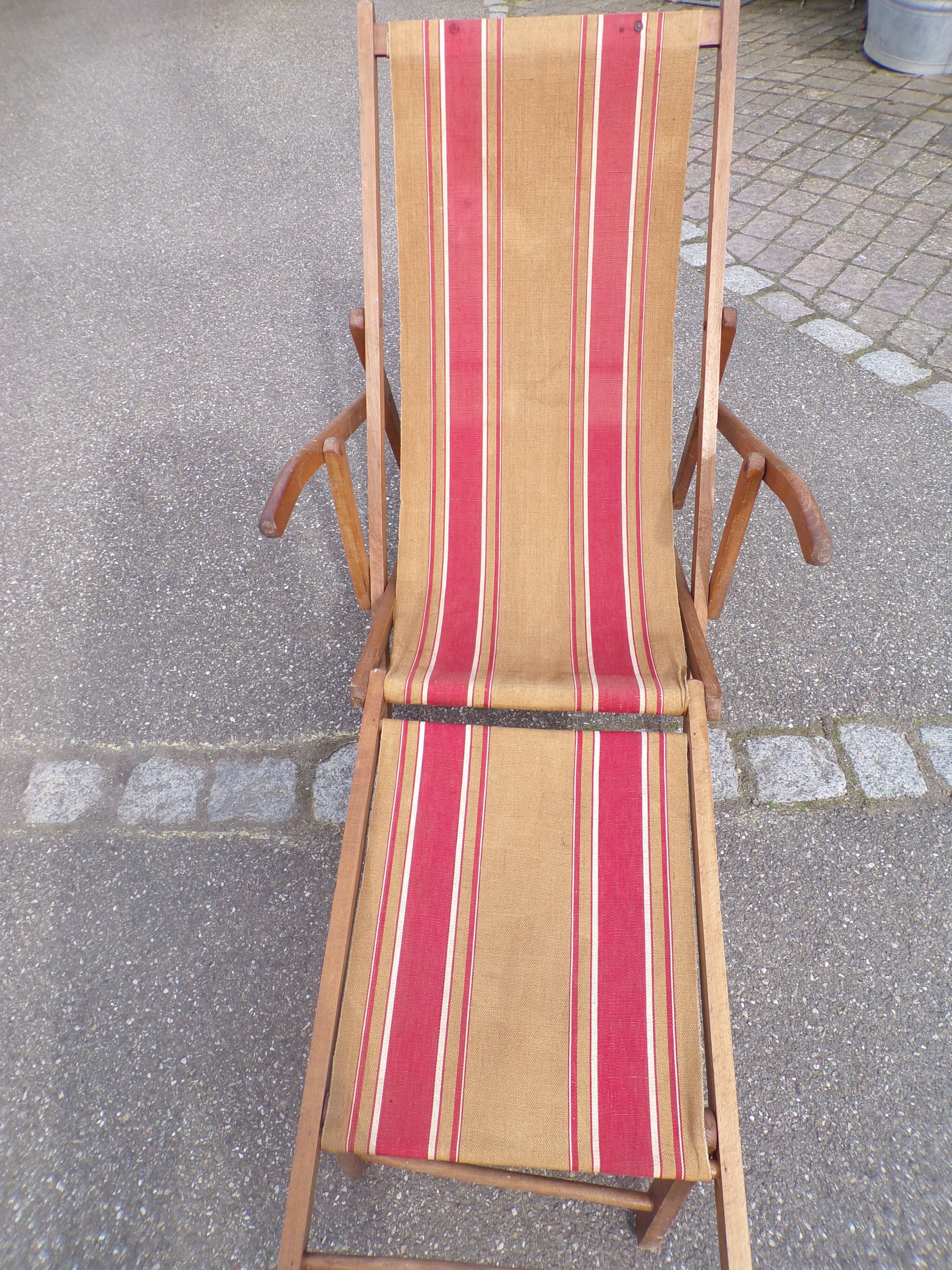 Old deck chair of the 50s