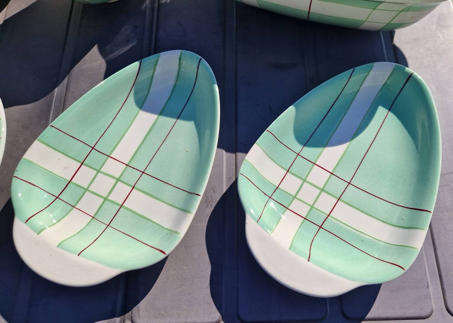 Salins Hossegor model 26-piece dinnerware set