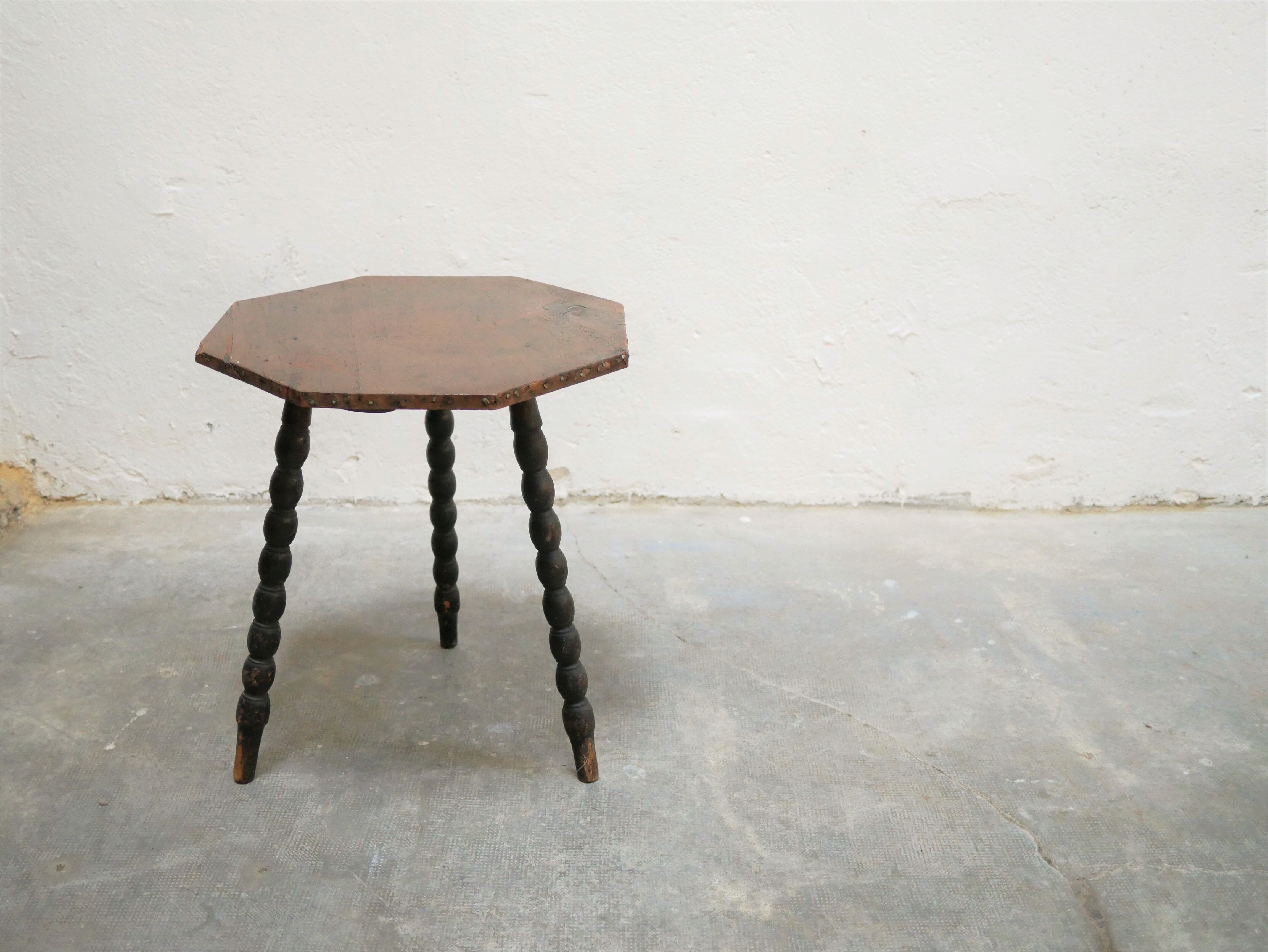 Vintage tripod side table