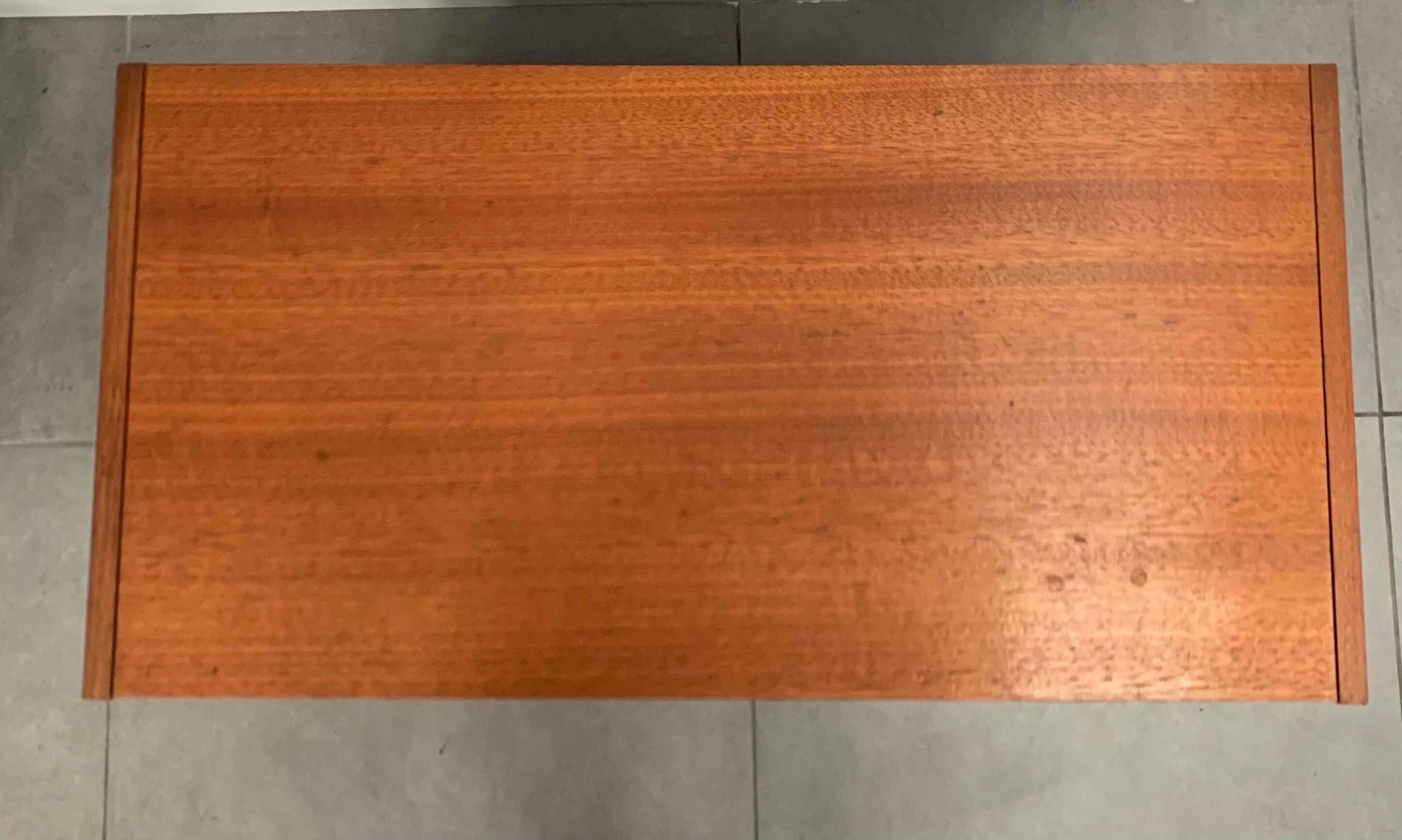 Vintage "Gustave" shoe cabinet